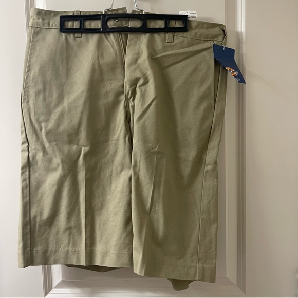 Dixies loose long shorts - Picture 4 of 5